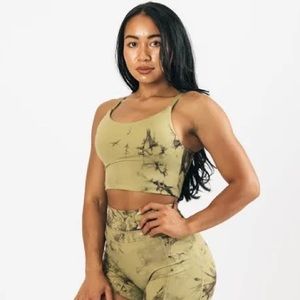 Alphalete marble crop top